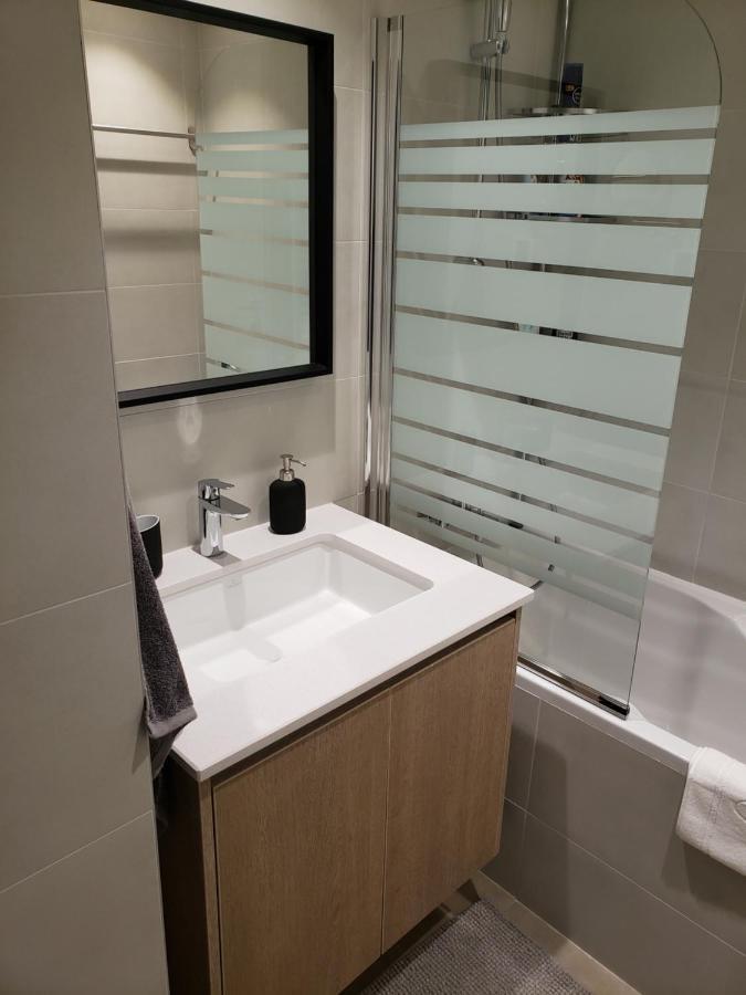 B-g Waterfront Apartment *