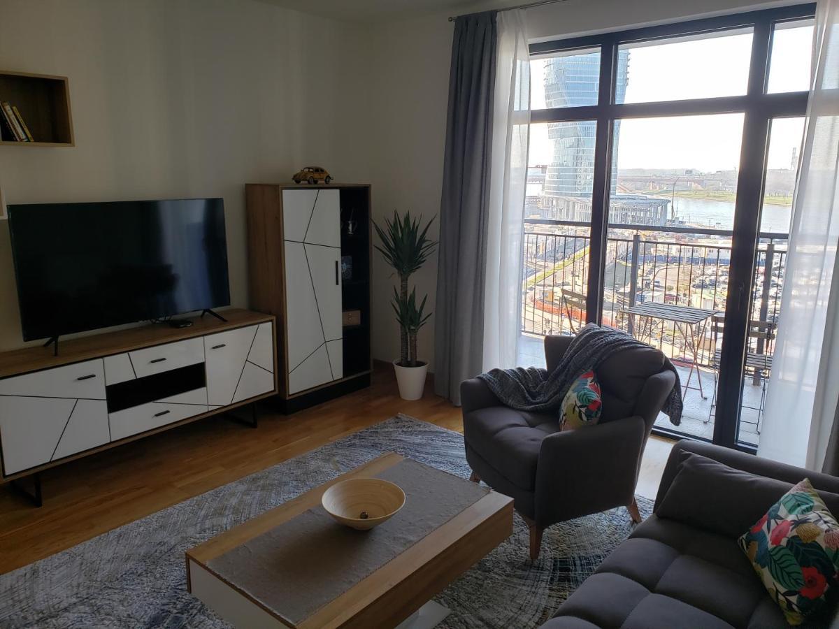 Apartment B-g Waterfront *